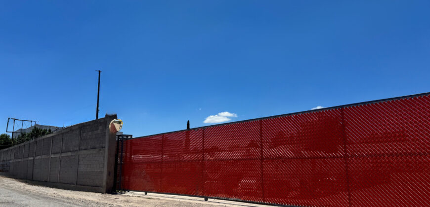 Patio de maniobras en venta